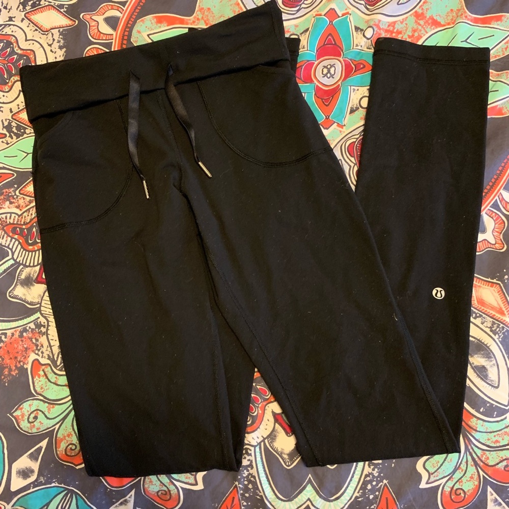 Lululemon yoga pants